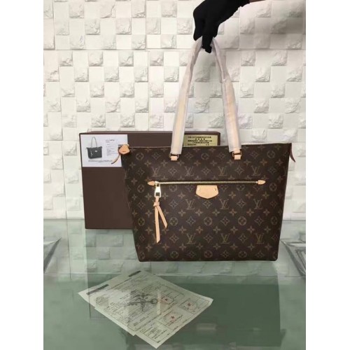 Louis Vuitton IÉNA MM M42267